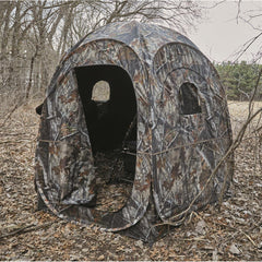 Guide Gear HuntRite Deluxe interior highlights scent-contained shell for concealed hunts.