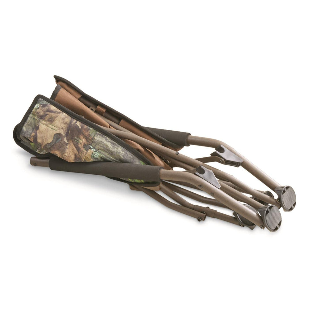 Guide Gear Magnum Turkey Chair dimensions provide a comfortable 22 by 22 inch seating area.