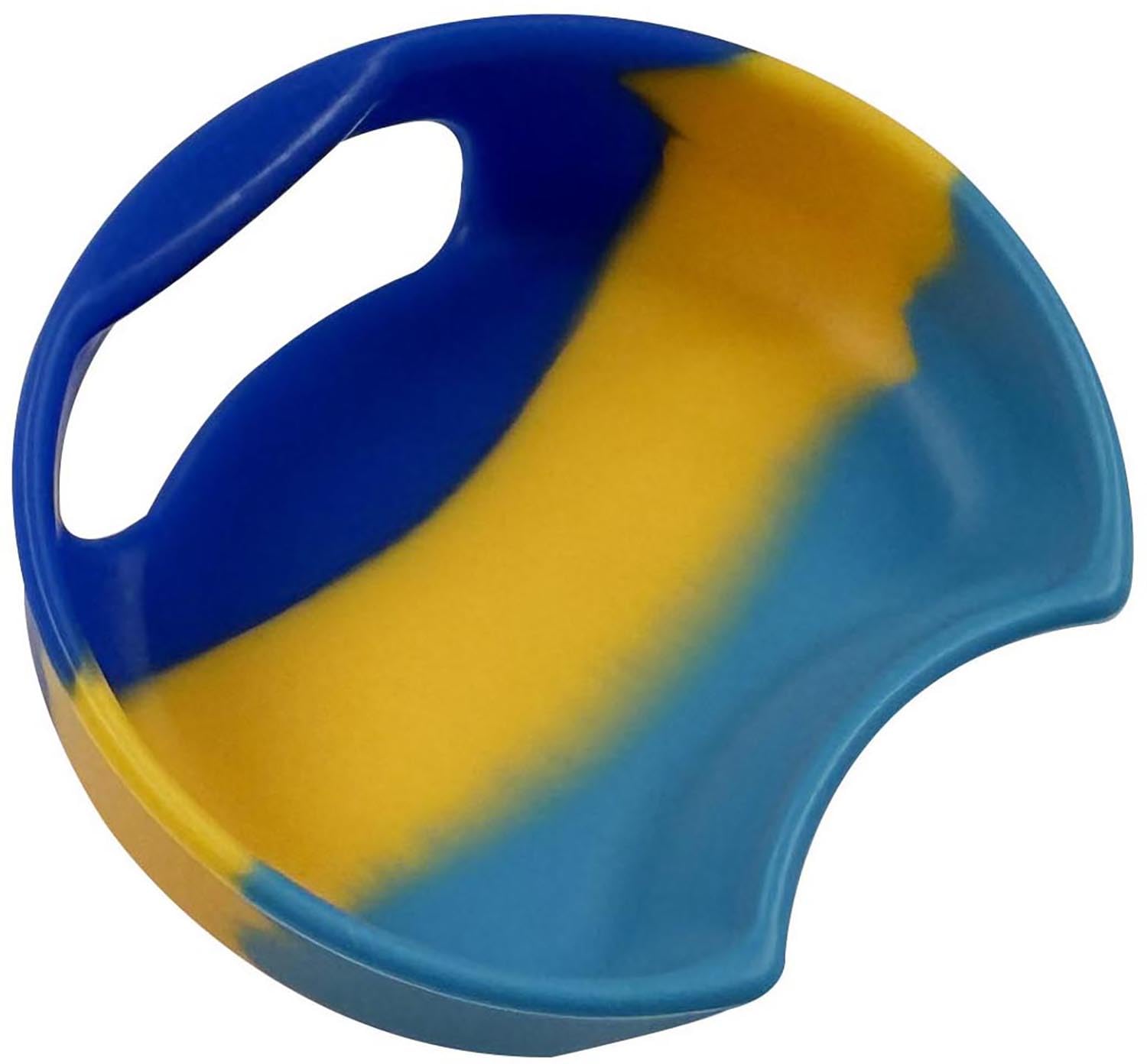 Guyot Designs SplashGuard Universal Aqua Camo on bottle reduces splash for a cleaner ride.