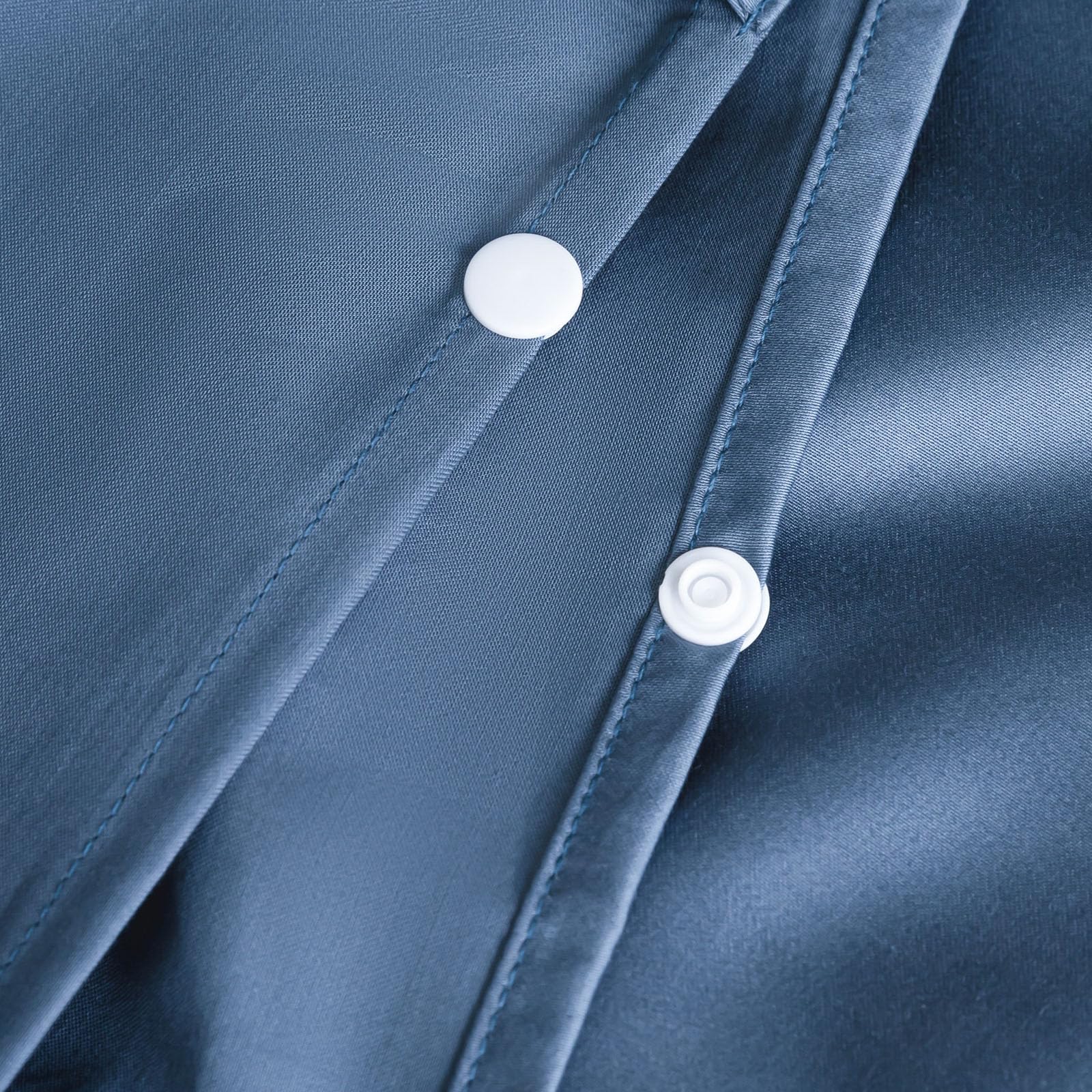 Hailyuwl sleeping liner pillow protector pocket keeps pillow in place during sleep.