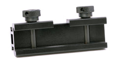 Hammers thumb screws with diamond knurling for quick, firm tightening without tools.