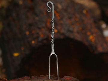 Viking cutlery set ready for campfire dining and feasts