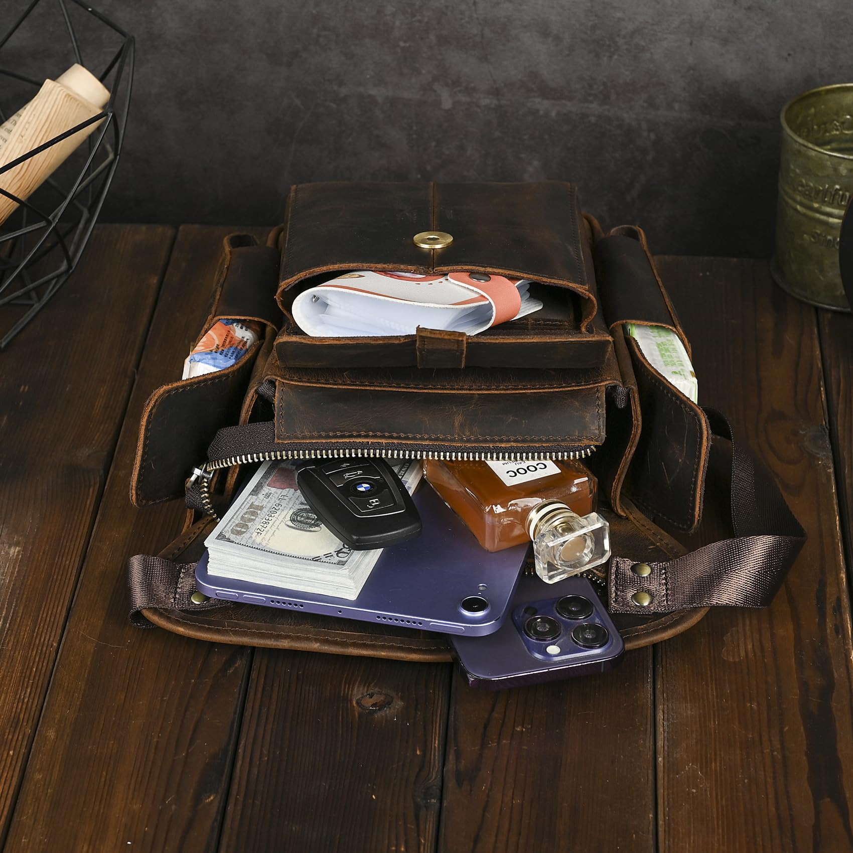 Handadsume multi-purpose outdoor bag ideal for travel, hiking and climbing.