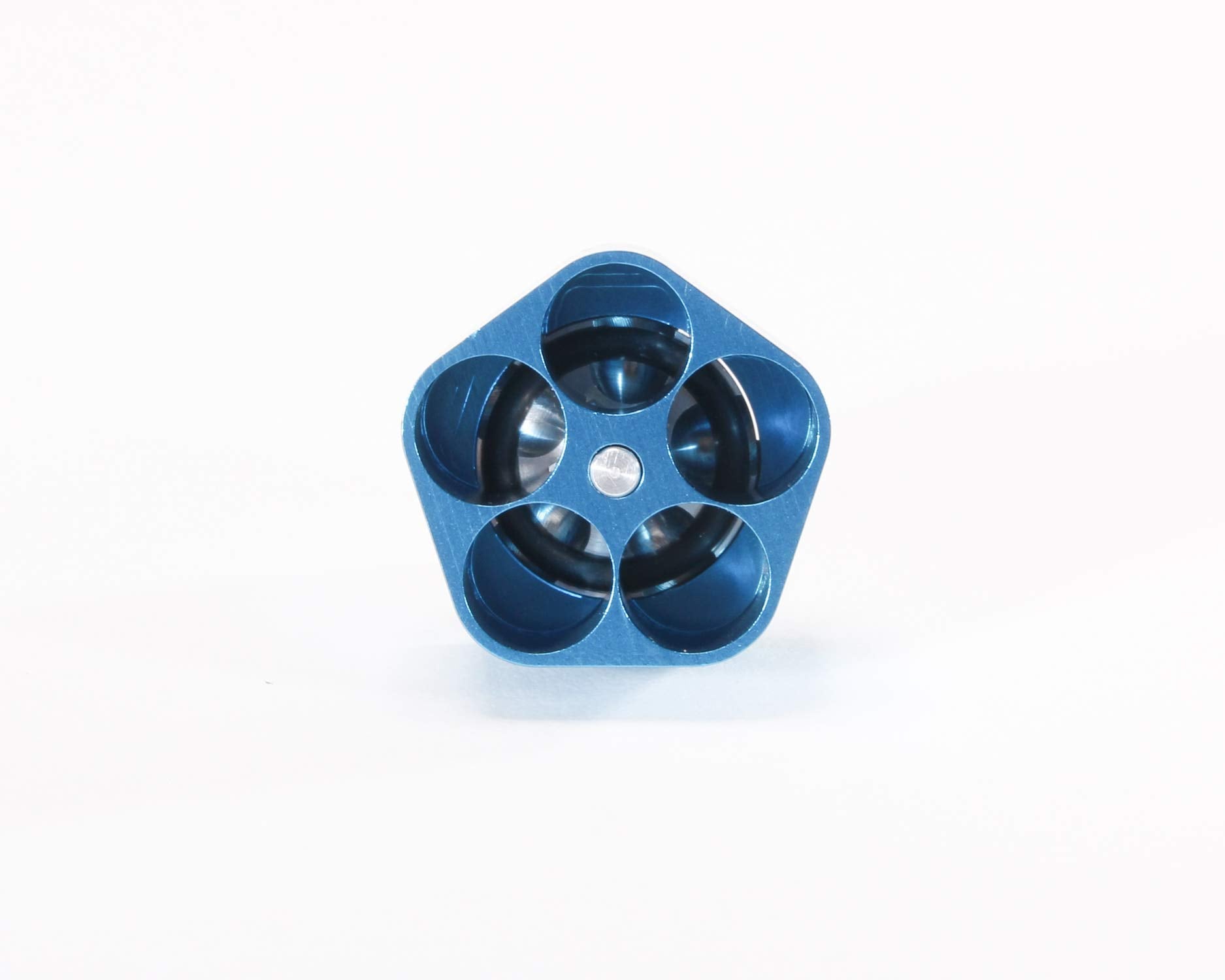 Cartridges held securely inside compact speedloader