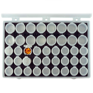 Hareline Fly Tyers Aeiniwer box with replaceable pods supports easy content maintenance.