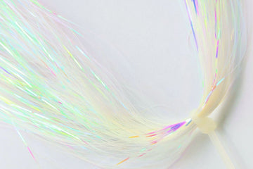 Hareline Flashabou Magnum Pearl fibers for fly tying, boosting visibility and motion.