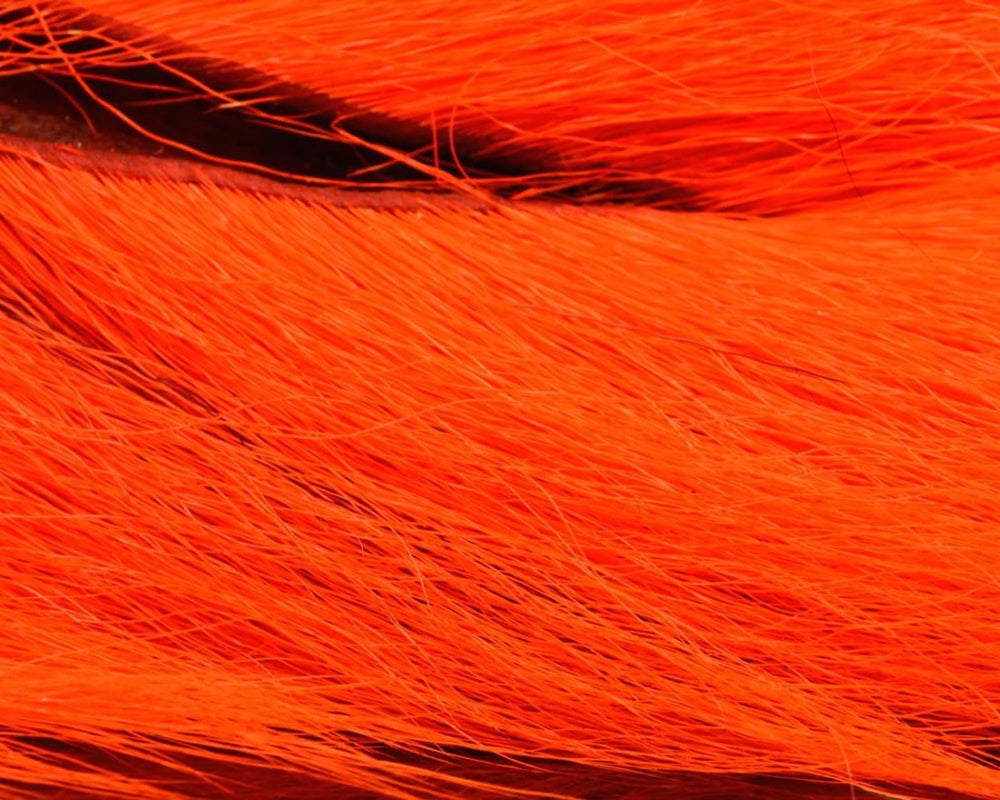 Hareline Northern Bucktail natural taper adds lifelike texture.