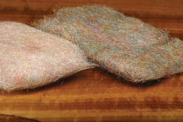 Hareline Rainbow Scud Dub Dark Shade blends four colors for a vibrant wet-look scud.