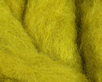 Hareline Sculpin Wool Light Olive packaging highlights quality material for dependable heads.