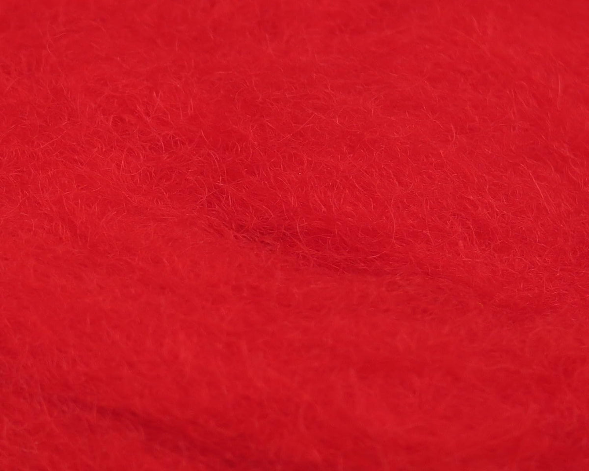 Hareline Sculpin Wool Red bundle closeup showing natural fiber ideal for sinking flies