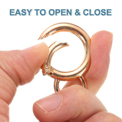 HARFINGTON one-handed operation design enables easy attachment.