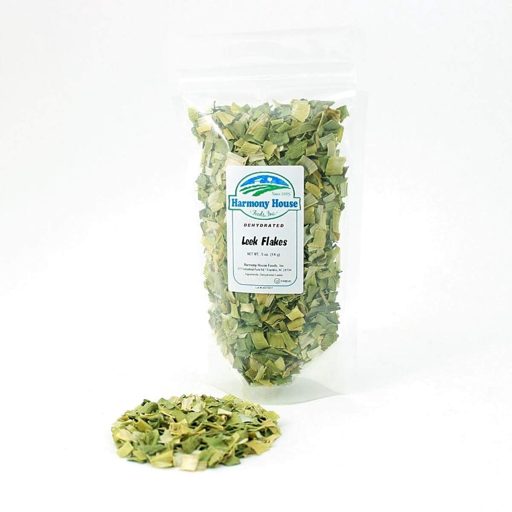 Harmony House leek flakes packaging shows resealable bag for freshness.