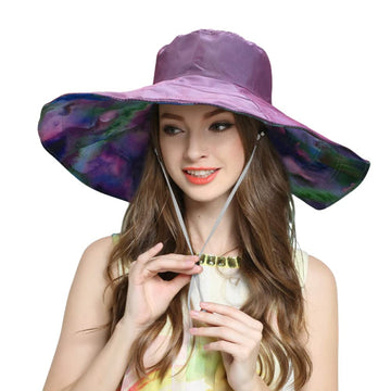 Foldable and packable travel hat in light purple