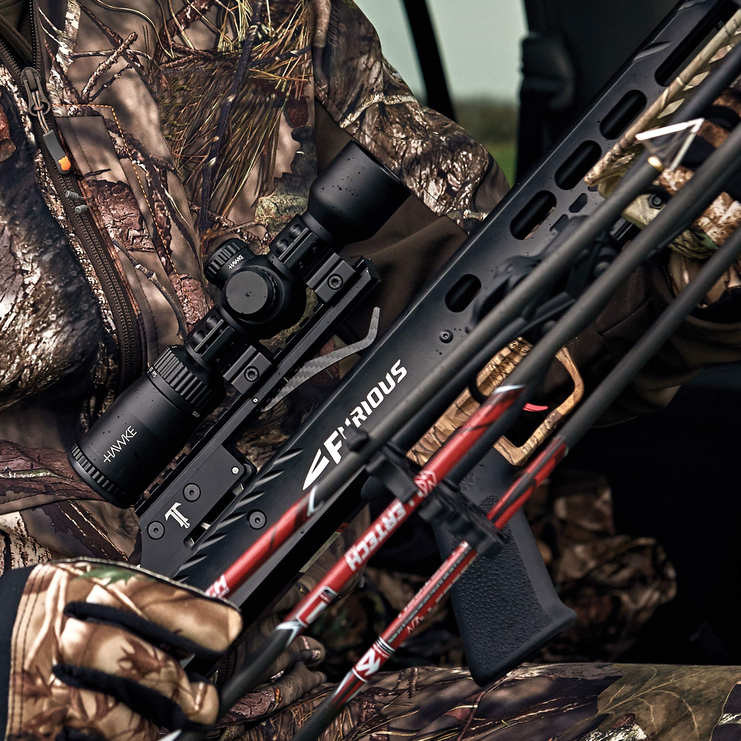 Hawke XB1 crossbow scope quick adjustment dials help fast zeroing.