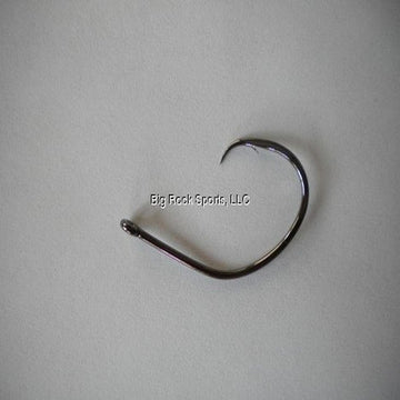 Hayabusa 186711-3-0 lt wire circle hook in use for versatile fishing performance.