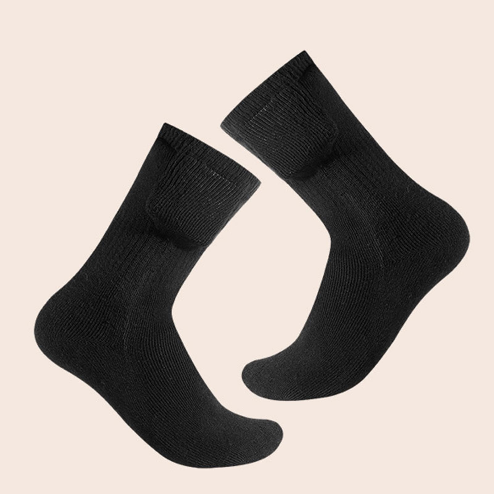 Heated Socks unisex fit suits both men and women outdoors.