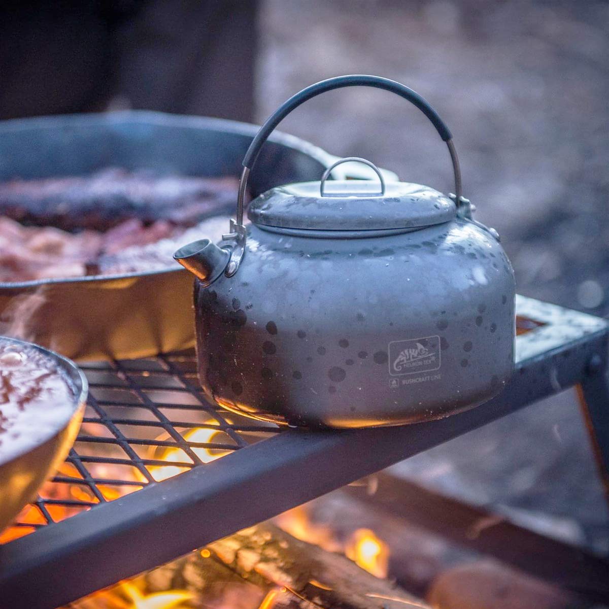 Camp Kettle Grey has 1.4 L capacity for multiple cups on trail.