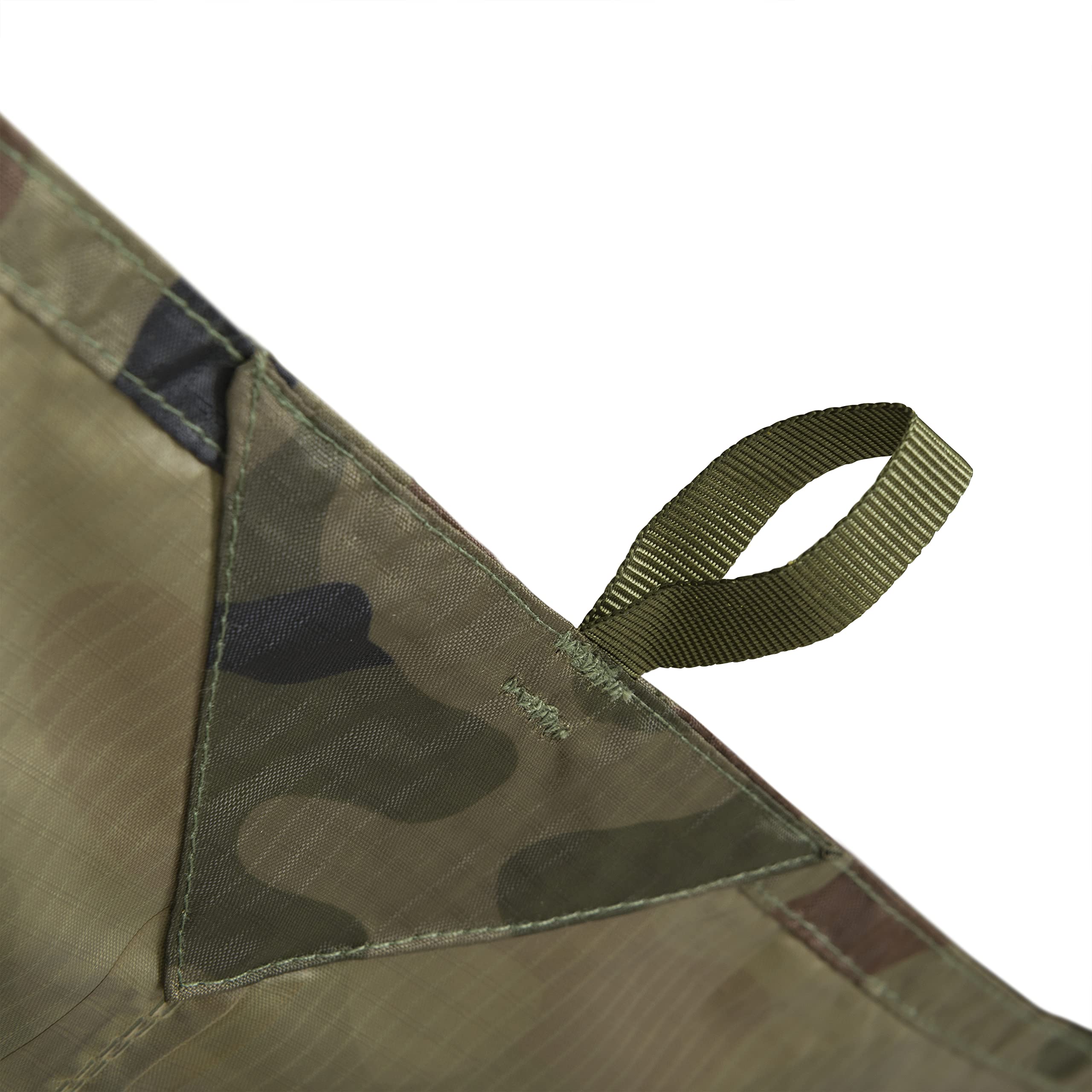 Accessories shown in photos are not included with the tarp.