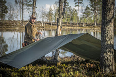 Nineteen reinforced attachment points allow secure anchoring for the tarp.