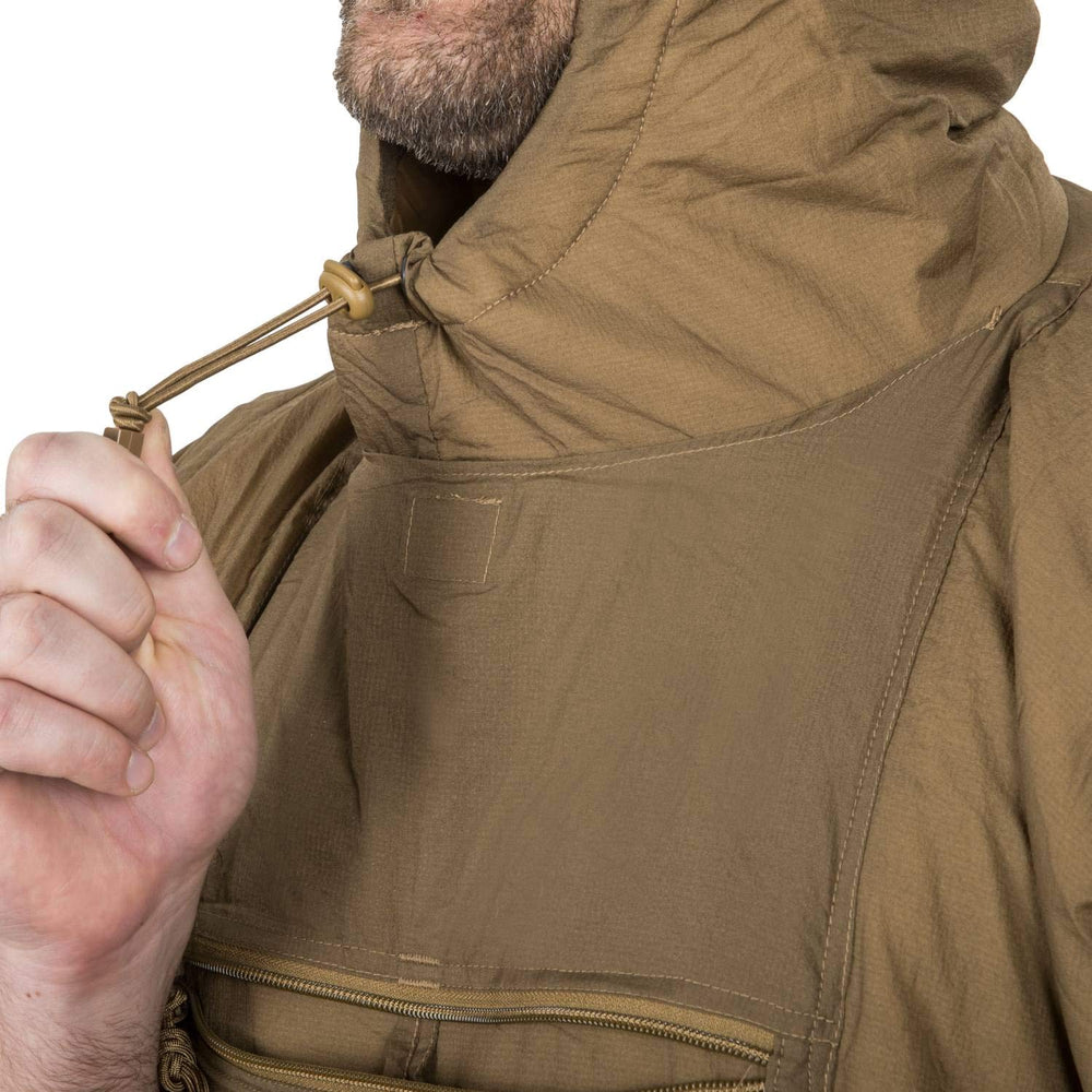 Helikon-Tex Swagman Roll Poncho taiga-green fits Helikon-Tex BOB backpack for streamlined carry.