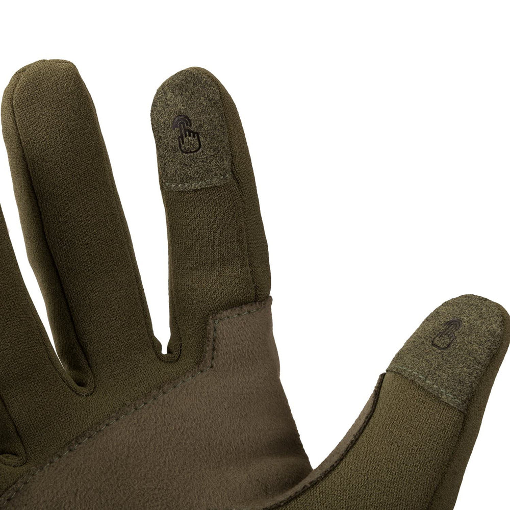 Elastic loop on Helikon-Tex Tracker Outback gloves for easy-on wear