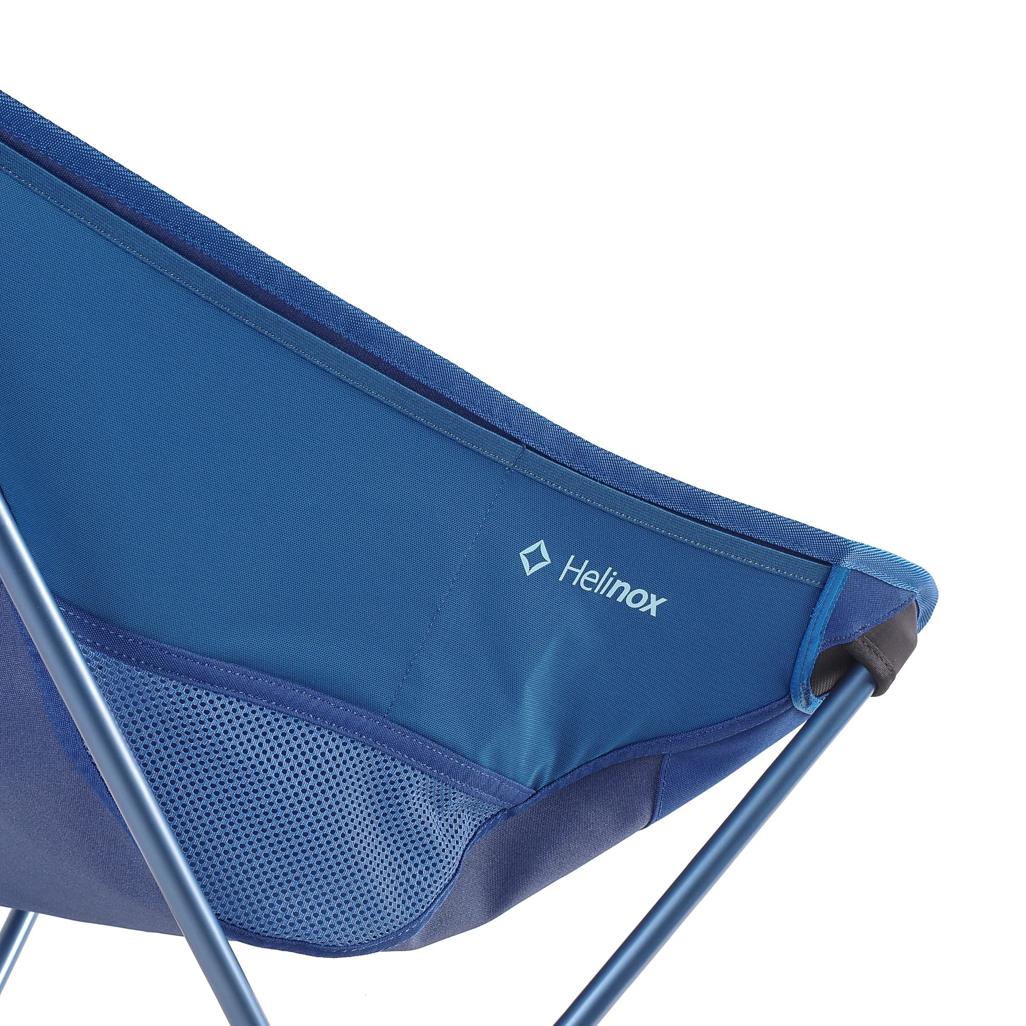 Helinox Chair Two dimensions blue block shows size 21.5W x 25D x 33H.