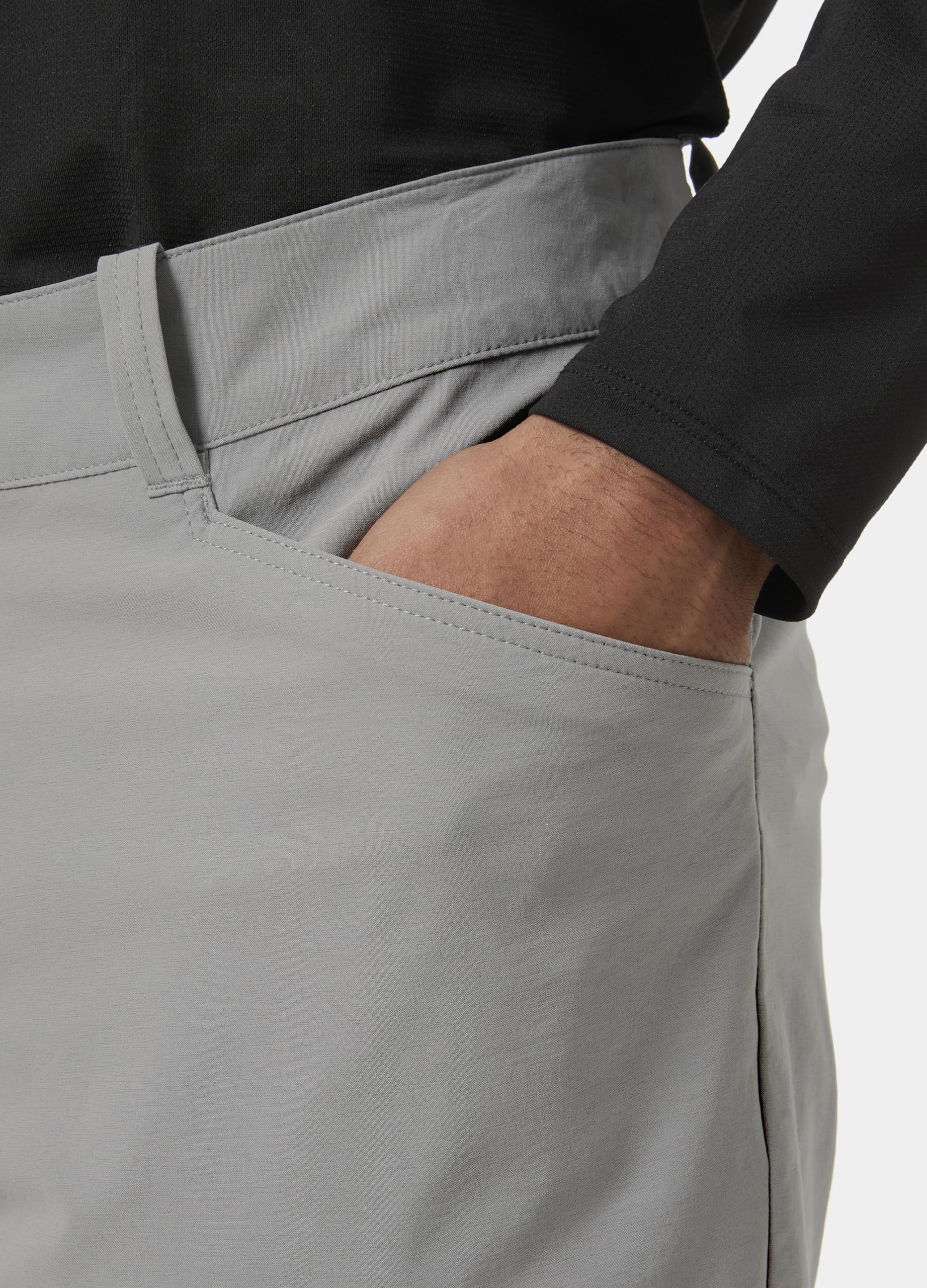 Helly Hansen ELV Light Tur Shorts recycled-material detail and fabric quality