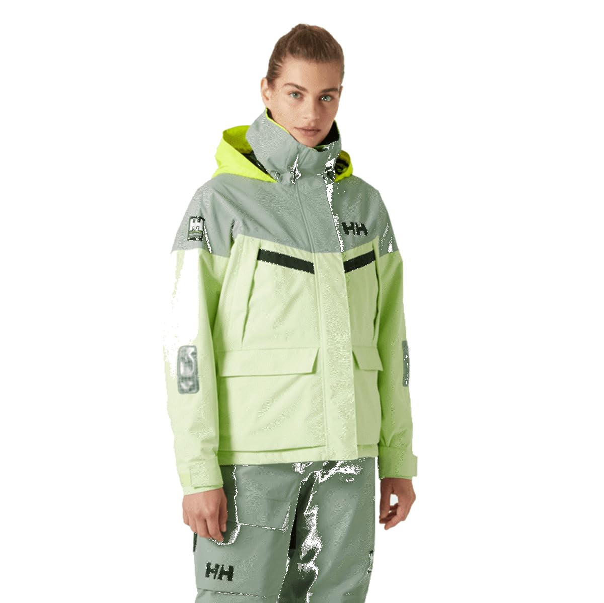 Helly-Hansen Pier Jacket 4.0 adjustable hood offers flexible cover during changing weather.
