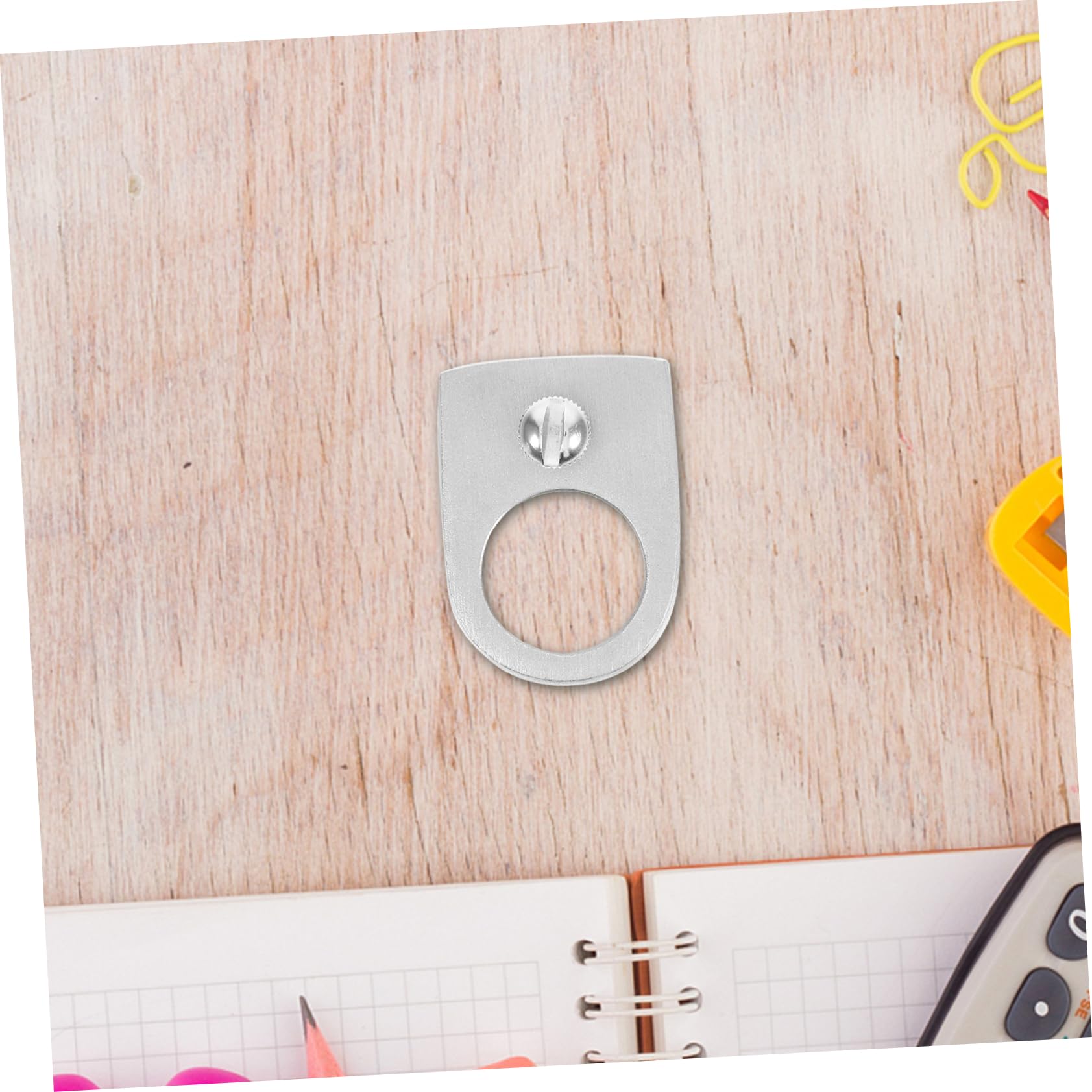 Side profile of Hemoton ring, premium craftsmanship and longevity.