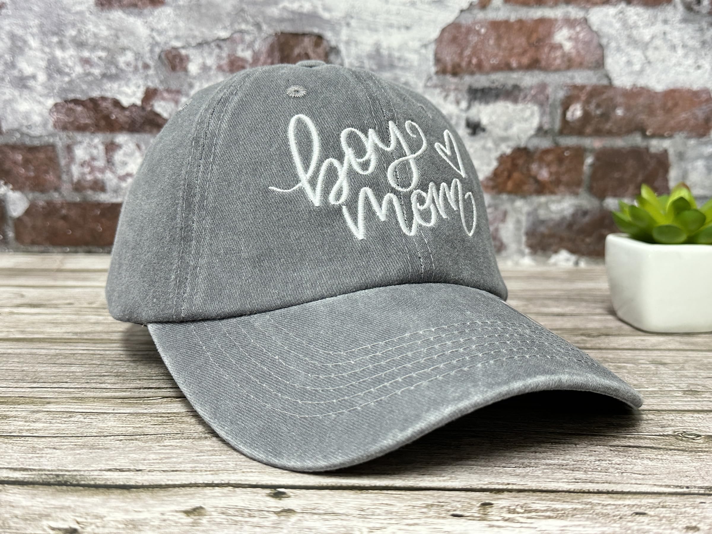 Close-up of embroidery on Washed Gray Hepandy mom hat