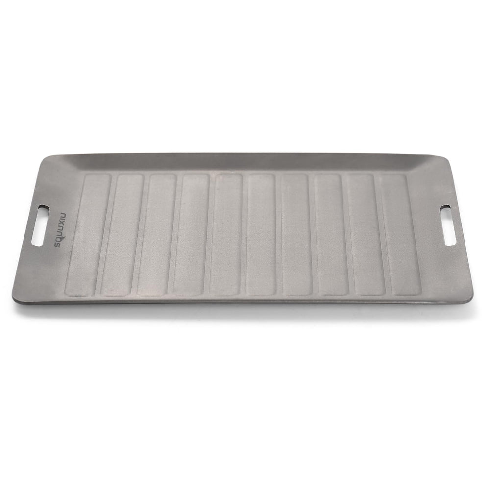 HERCHR heat-safe handle protects hands during grilling.