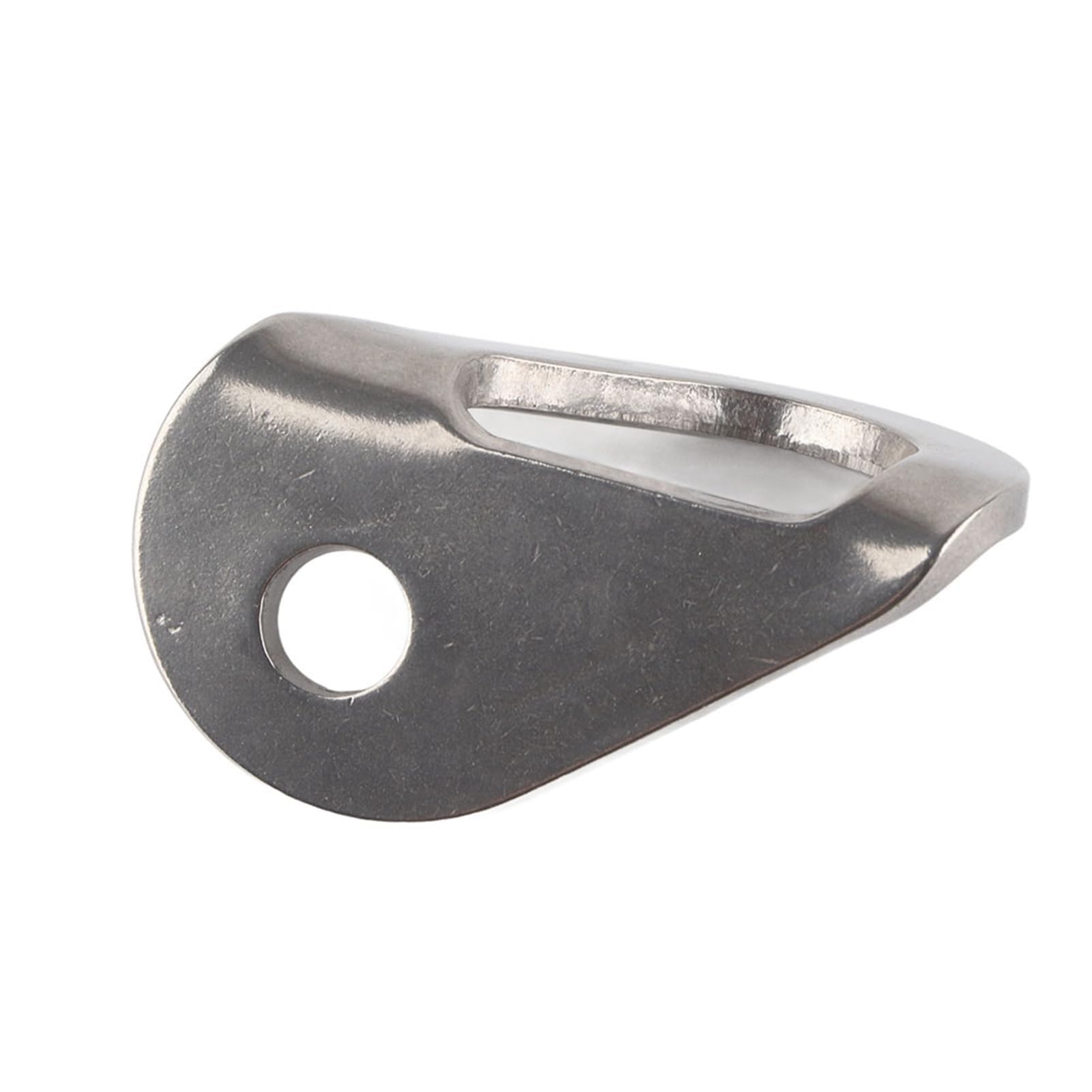 HERCHR Rope wear resistance feature with smooth surface protecting gear