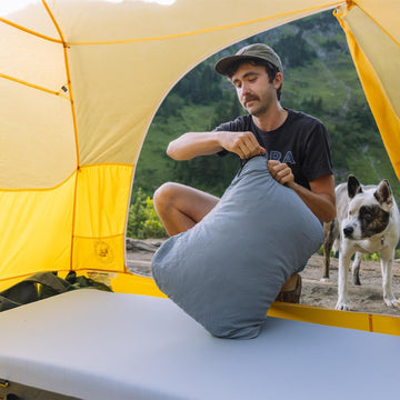HEST Foamy compact storage fits in bags.