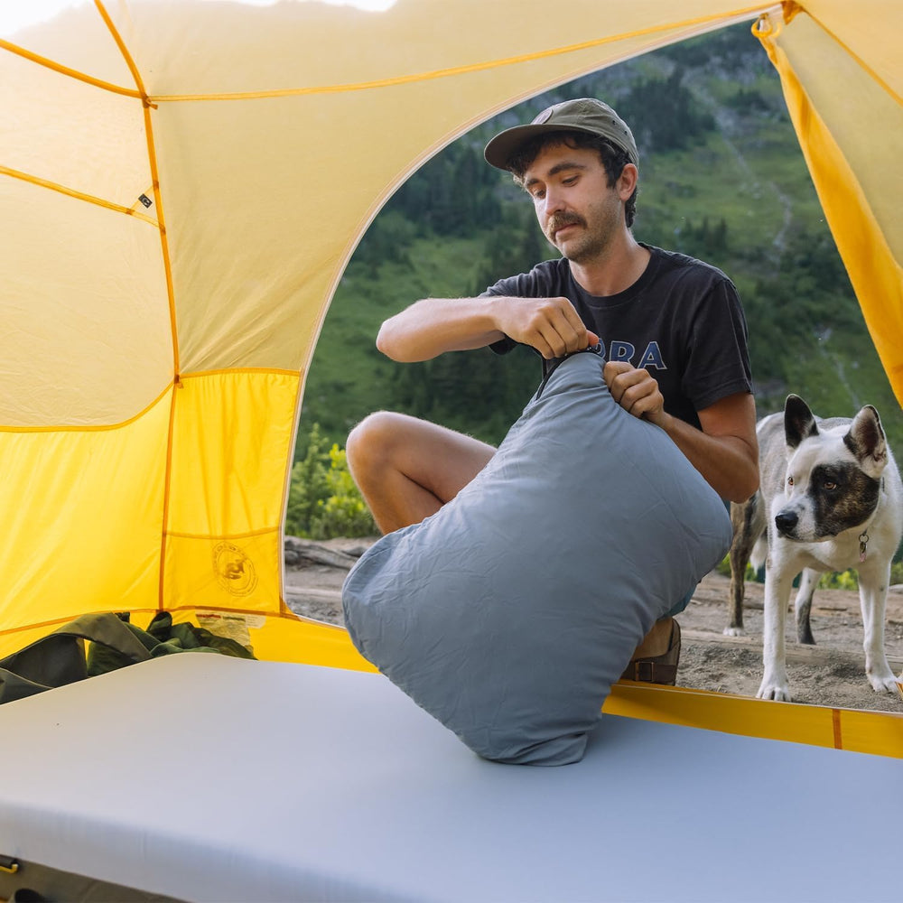 HEST Foamy compact storage fits in bags.