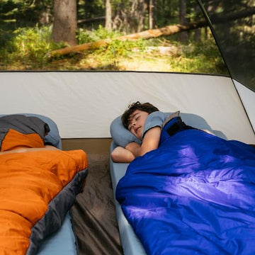 HEST Foamy Short with compression strap for rugged outdoor use and compact packing.