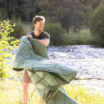 HEST Packable Comforter washable fabric makes cleanup quick after trips