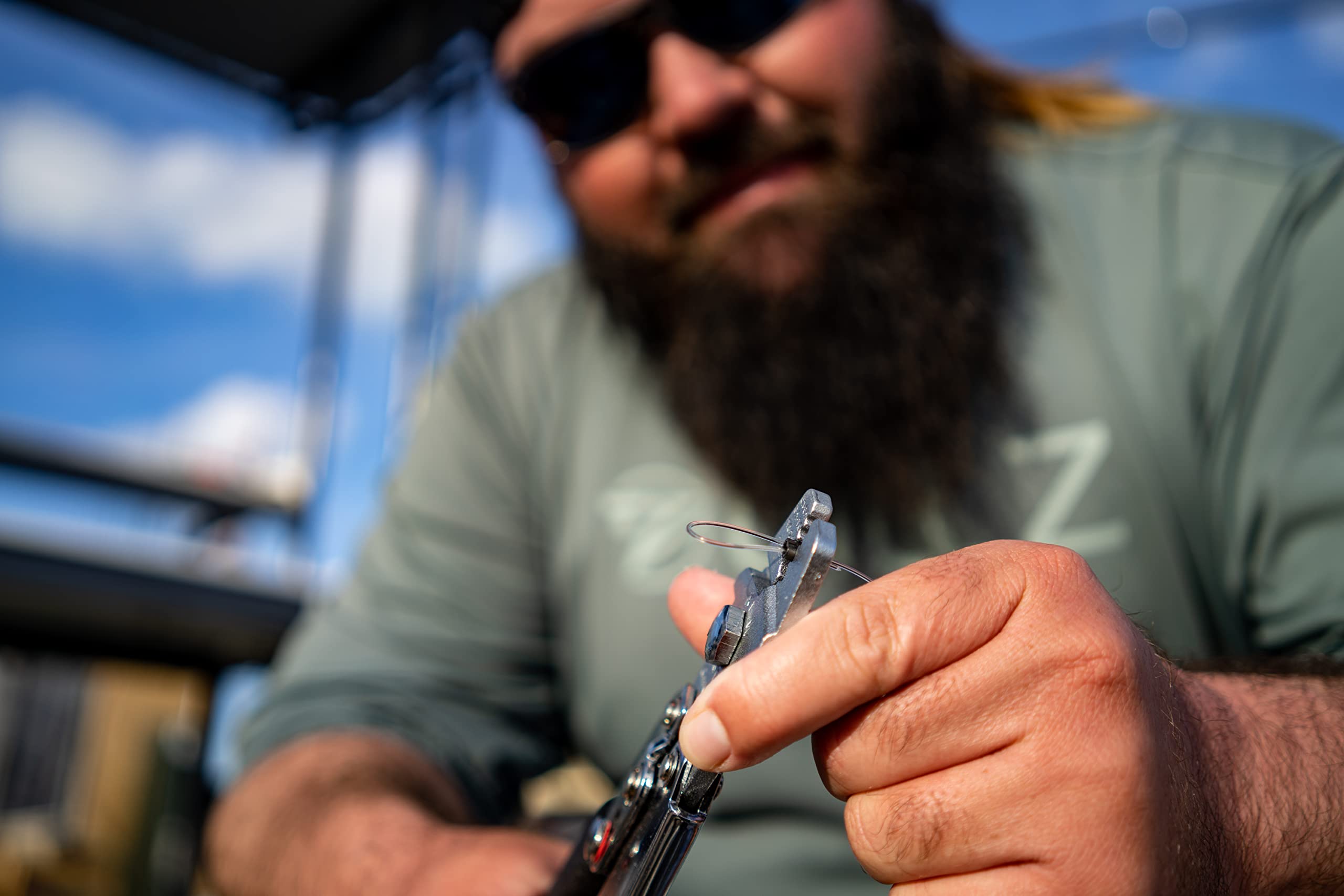 Deluxe crimper tool included in HI-SEAS rigging kit
