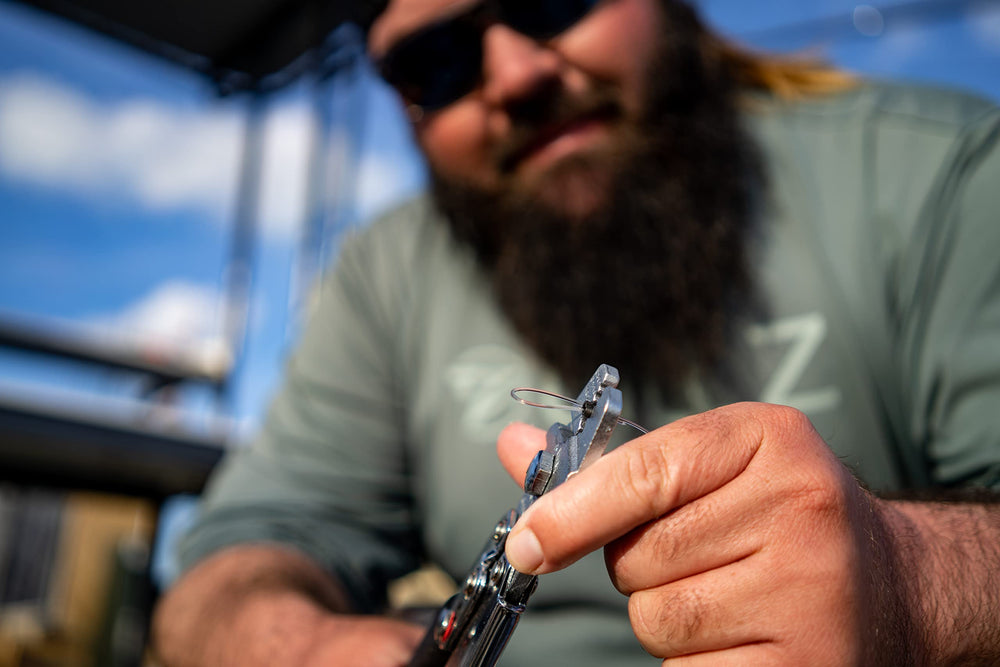 Deluxe crimper tool included in HI-SEAS rigging kit