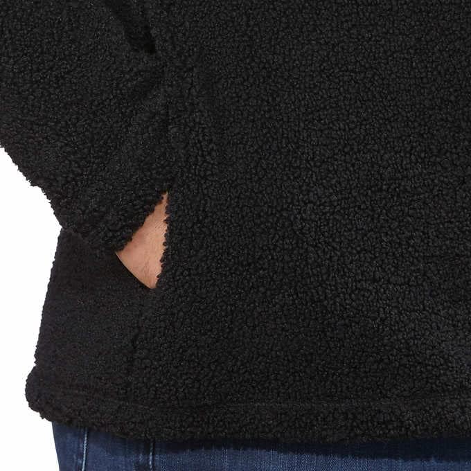 HI-TEC close-up of thermo fleece texture showing soft interior.