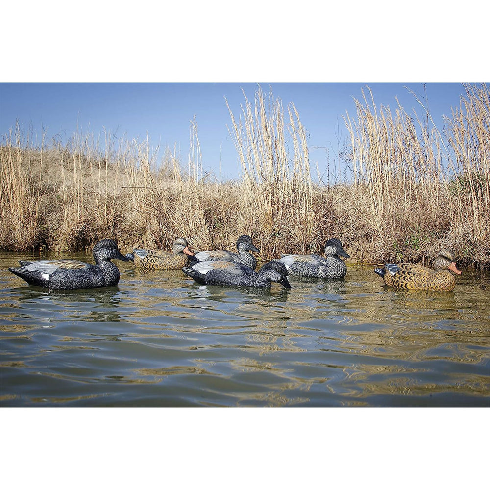 Higdon Outdoors Battleship Gadwall decoy in-water setup demonstrates stable positioning