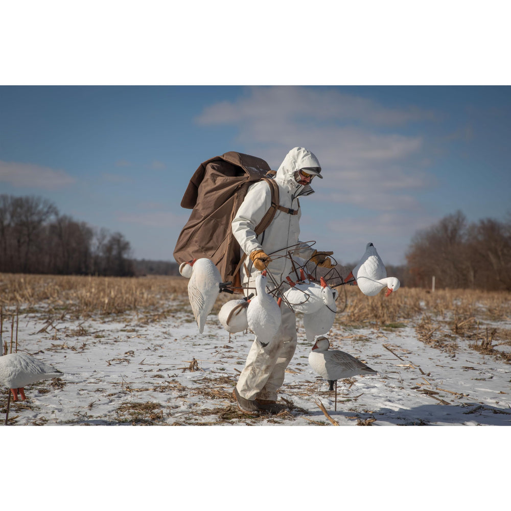 Higdon Hot Shot 600D polyester with waterproof backing withstands rain and mud.