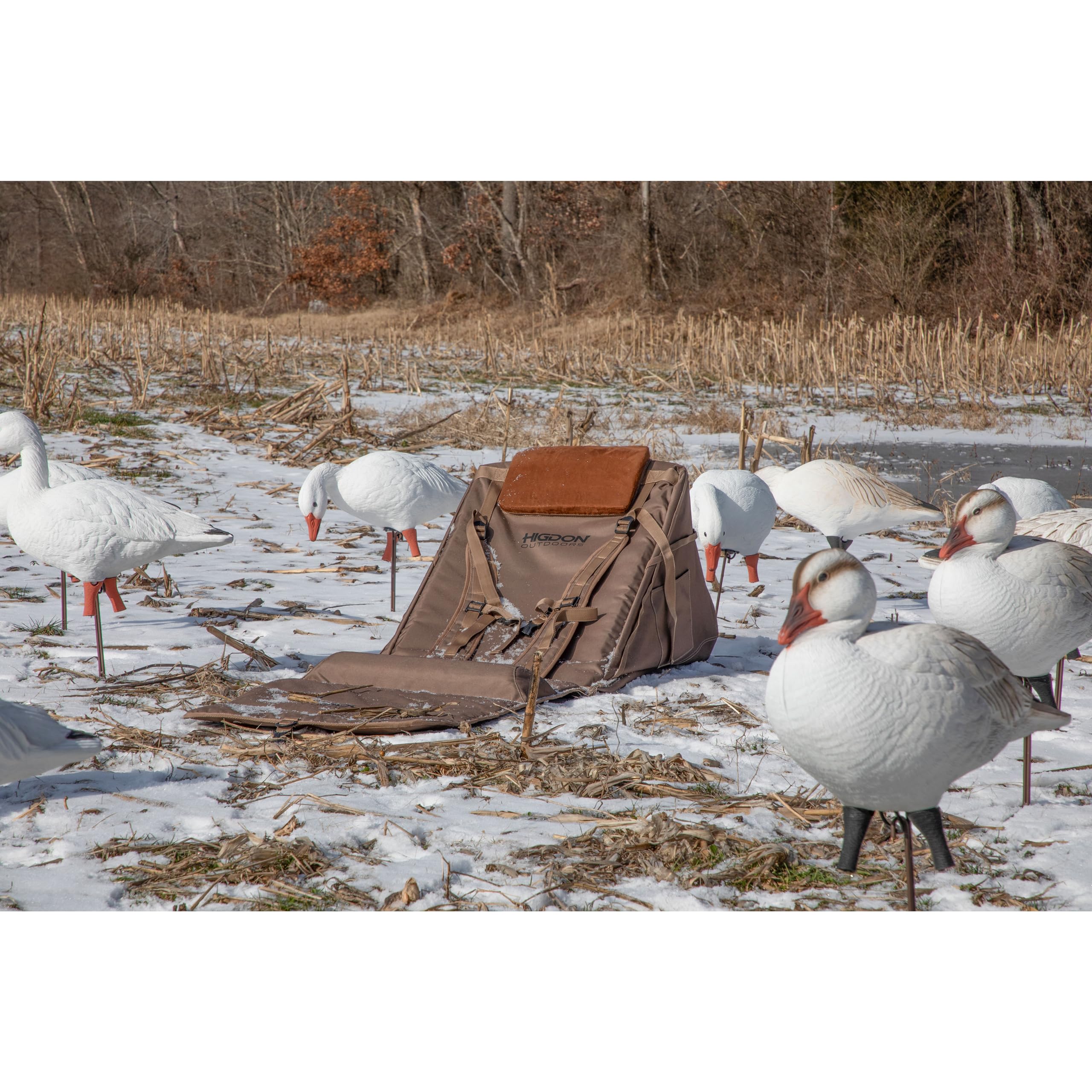 Higdon Hot Shot stubble straps allow adding vegetation for natural concealment.