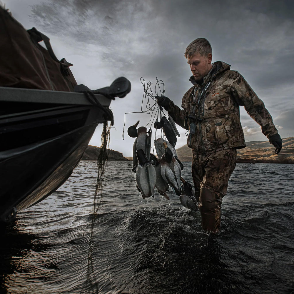 Higdon Outdoors Magnum Mallard decoy swivel-heads detail for easy head-position customization