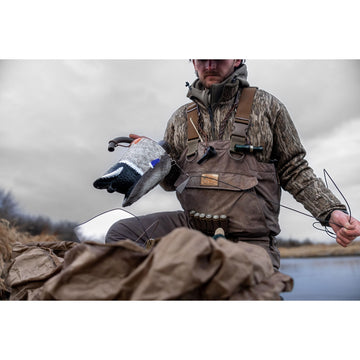 Higdon Outdoors Pulsator Pro magnetic on/off switch for easy operation