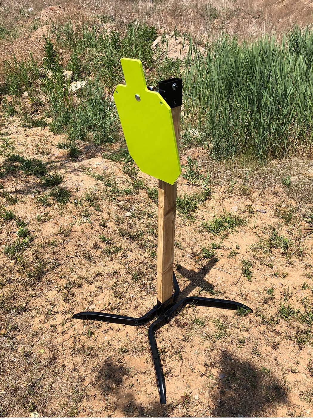 Highwild AR500 steel 3-8inch panel highlights rugged, durable steel for long-term use.