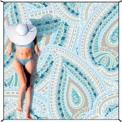 HIHOHO Beach Blanket oversized fold for easy setup at beach picnics.