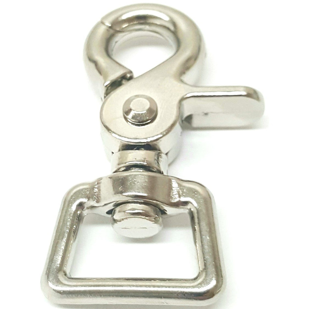 Hill Saddlery heavy-duty tack snaps designed for long life in busy setups