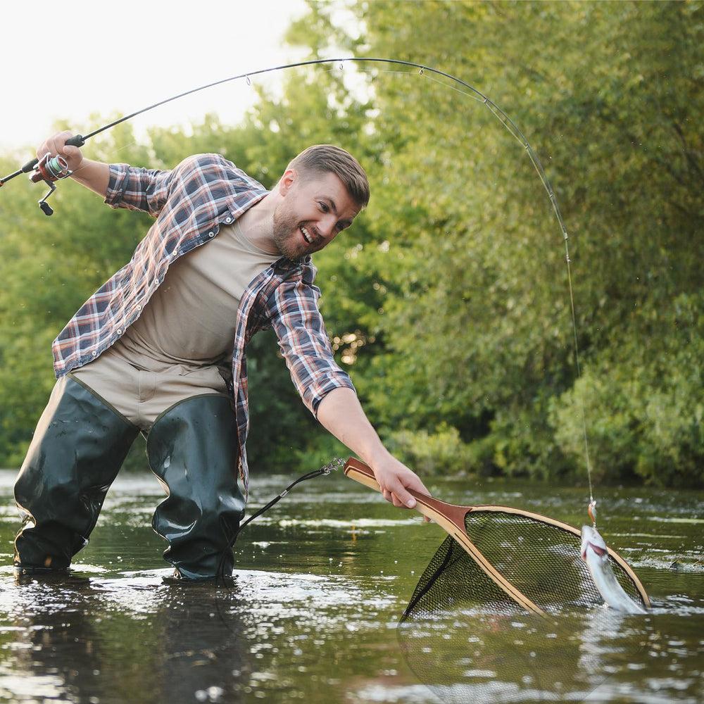 Hipicute Trout Net lightweight at 1 lb for easy carry