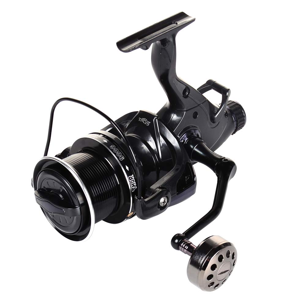 HiUmi carp reels drum and spool highlight smooth line release during retrieves.