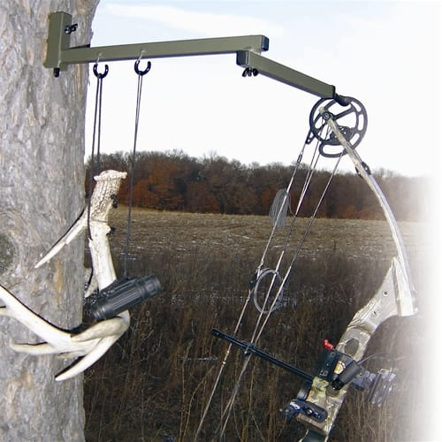Two accessory hooks on HME Bow Hanger for gear organization